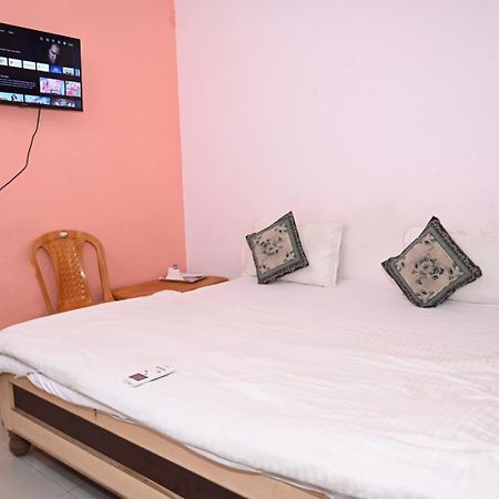 Viva Guest House Патна Екстер'єр фото